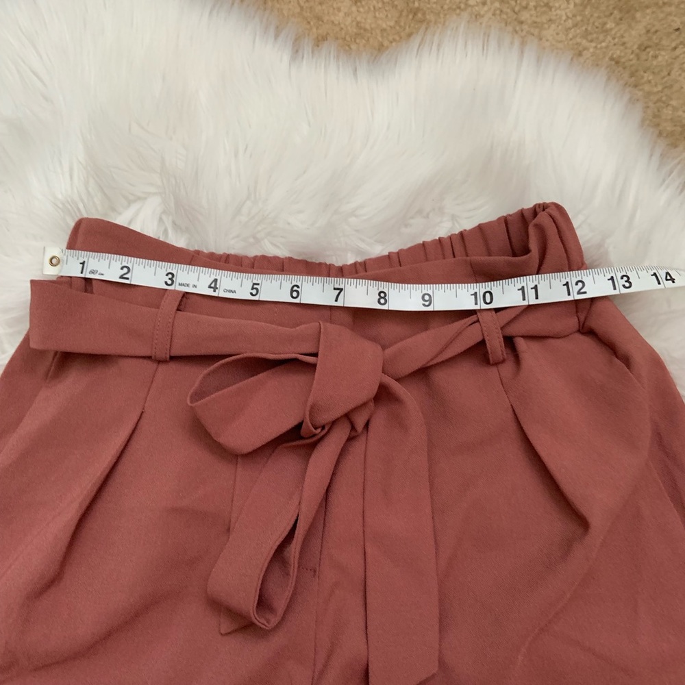 FASHION NOVA Mauve Belted Shorts Sz Small - Picture 4 of 6